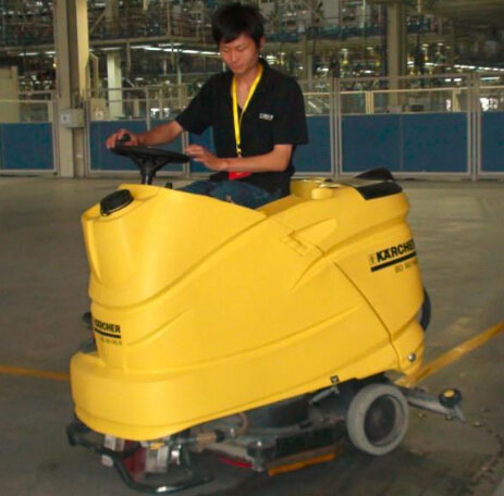 車間保潔.jpg 車間保潔.jpg